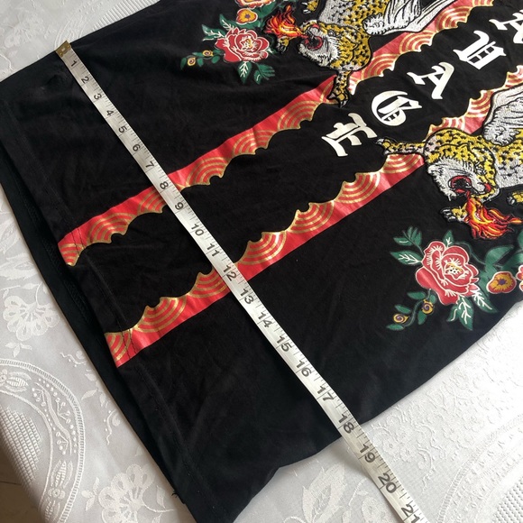 Switch Remarkable Limited Edition Black Embroidered Tiger T-Shirt Men’s Size S - Picture 5 of 16